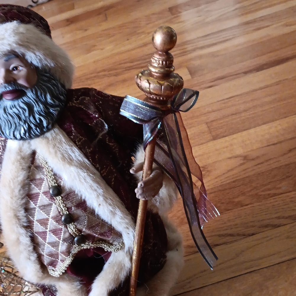NWT Treasured Santas Holiday Collectible ■ Fancy Santa - Picture 5 of 8